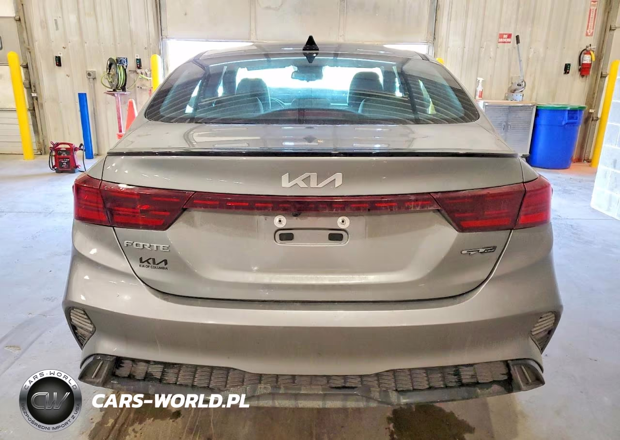2024 Kia Forte Gt Line VIN:3KPF54AD5RE745531 - 6