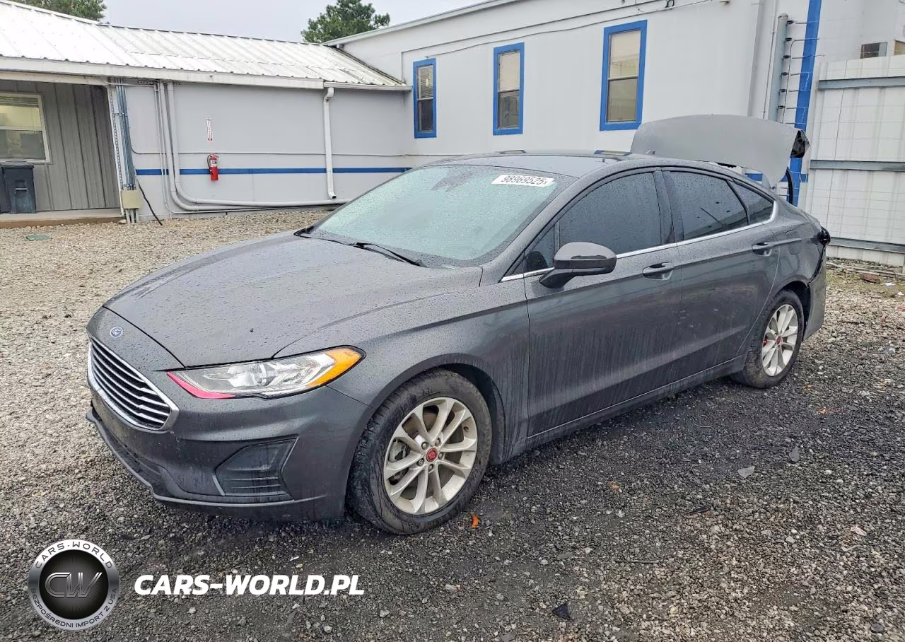 2020 Ford Fusion Se