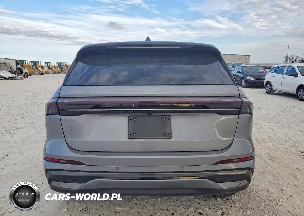 2025 Lincoln Nautilus Reserve VIN:5LMPJ8KA9SJ918920 - 6