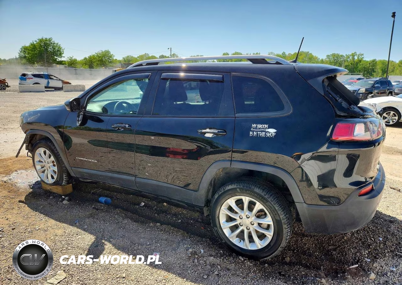 2021 Jeep Cherokee Latitude VIN:1C4PJLCB1MD211121 - 2