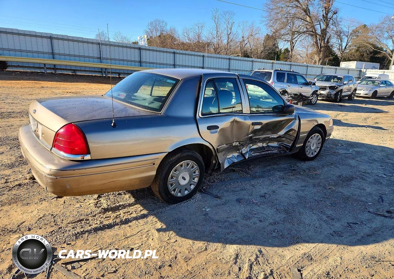 2005 Ford Crown Victoria VIN:2FAFP73W45X114354 - 3