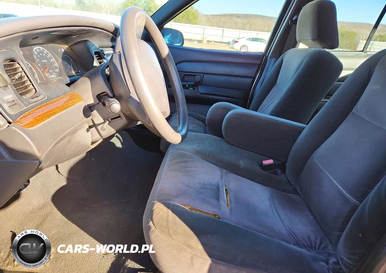 2005 Ford Crown Victoria VIN:2FAFP73W45X114354 - 7