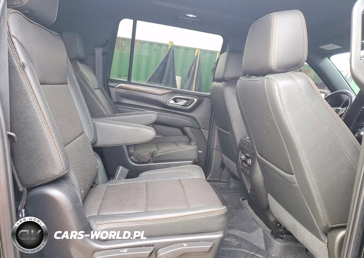 2022 Chevrolet Suburban K1500 High Country VIN:1GNSKGKL1NR340612 - 11