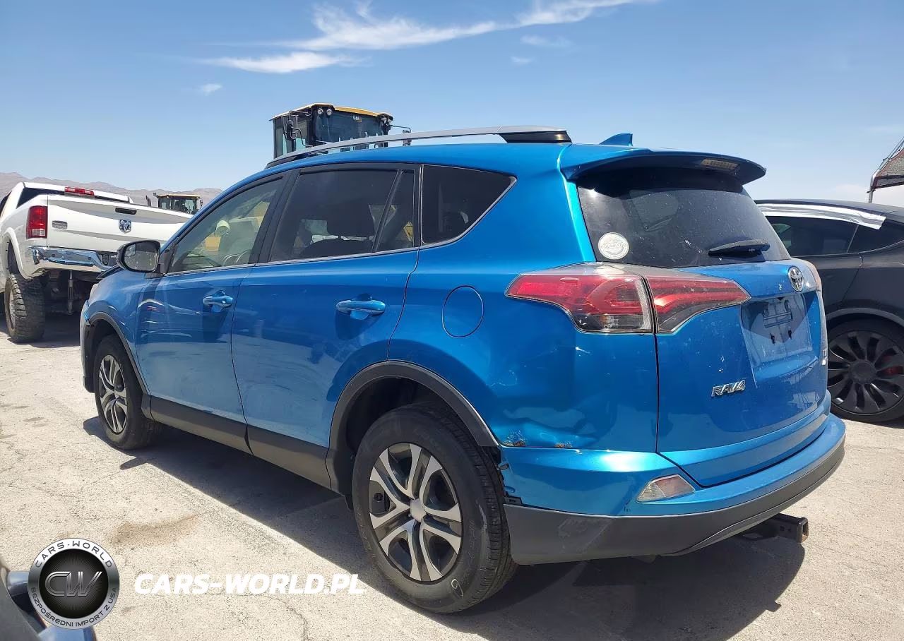 2018 Toyota Rav4 Le VIN:JTMBFREV1JD245139 - 2