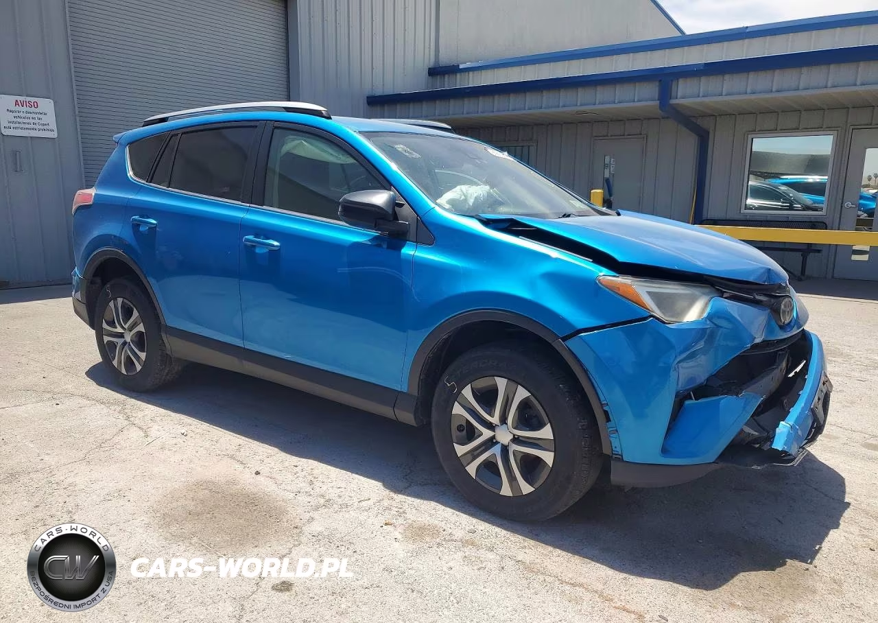 2018 Toyota Rav4 Le VIN:JTMBFREV1JD245139 - 4