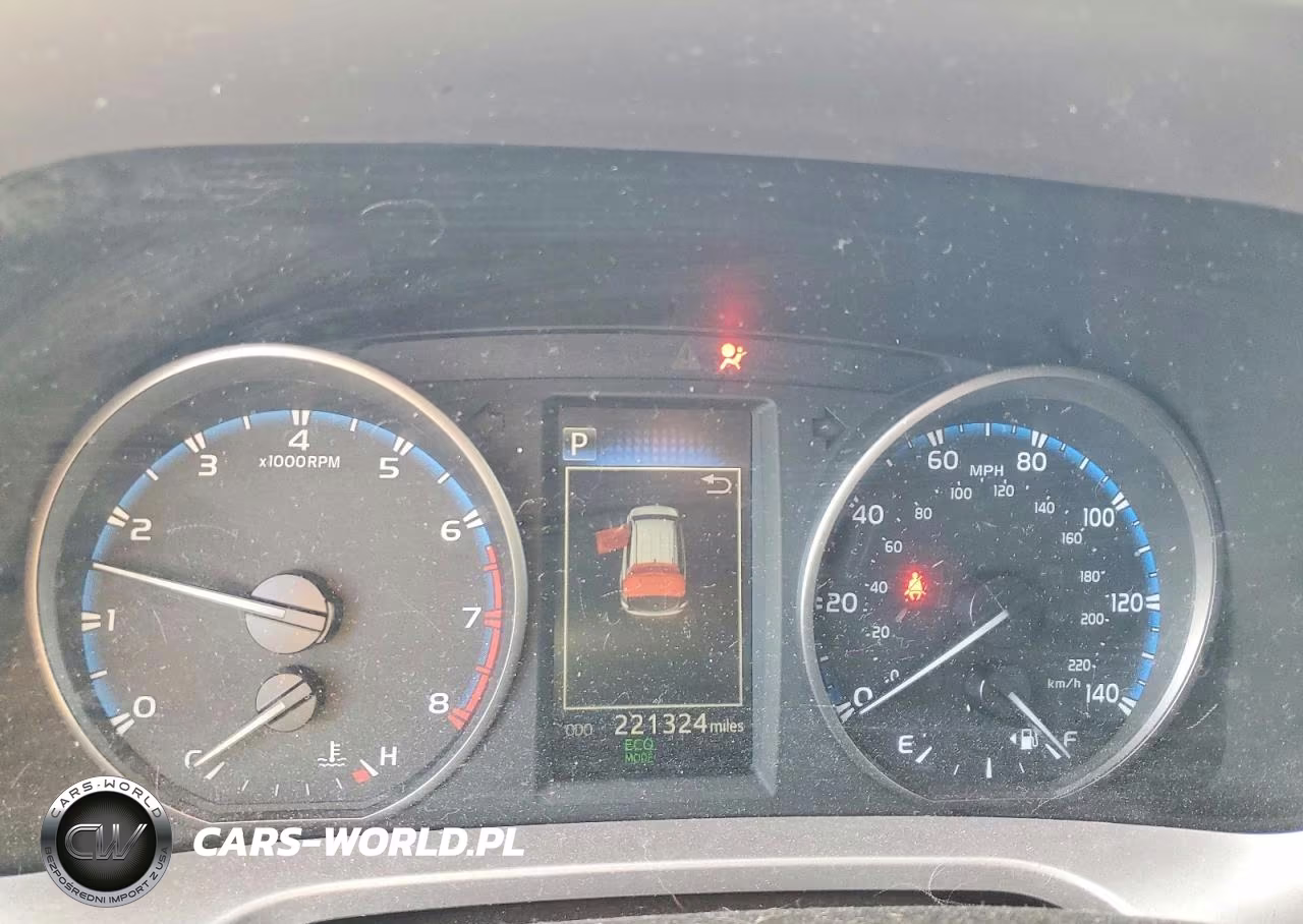 2018 Toyota Rav4 Le VIN:JTMBFREV1JD245139 - 9