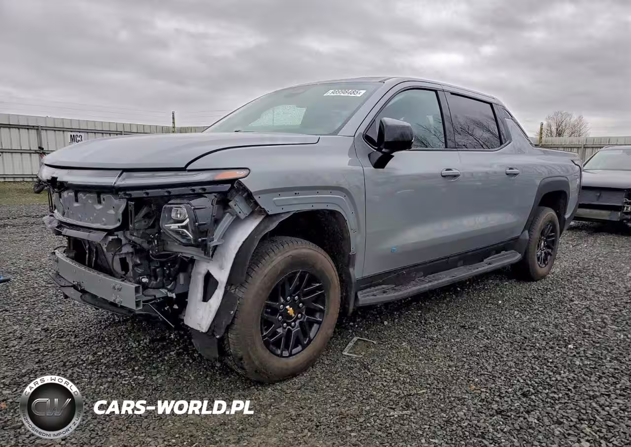2025 Chevrolet Silverado Lt