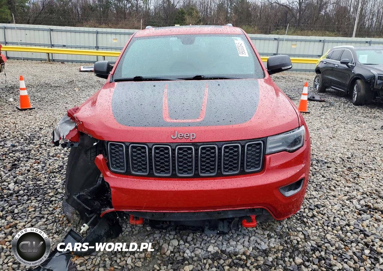2017 Jeep Grand Cherokee Trailhawk VIN:1C4RJFLT8HC842334 - 5