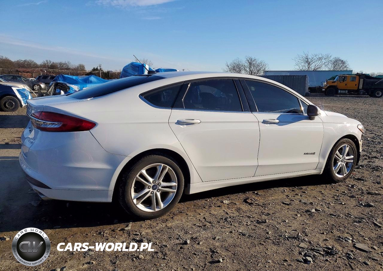 2018 Ford Fusion Se Hybrid VIN:3FA6P0LU6JR115875 - 3