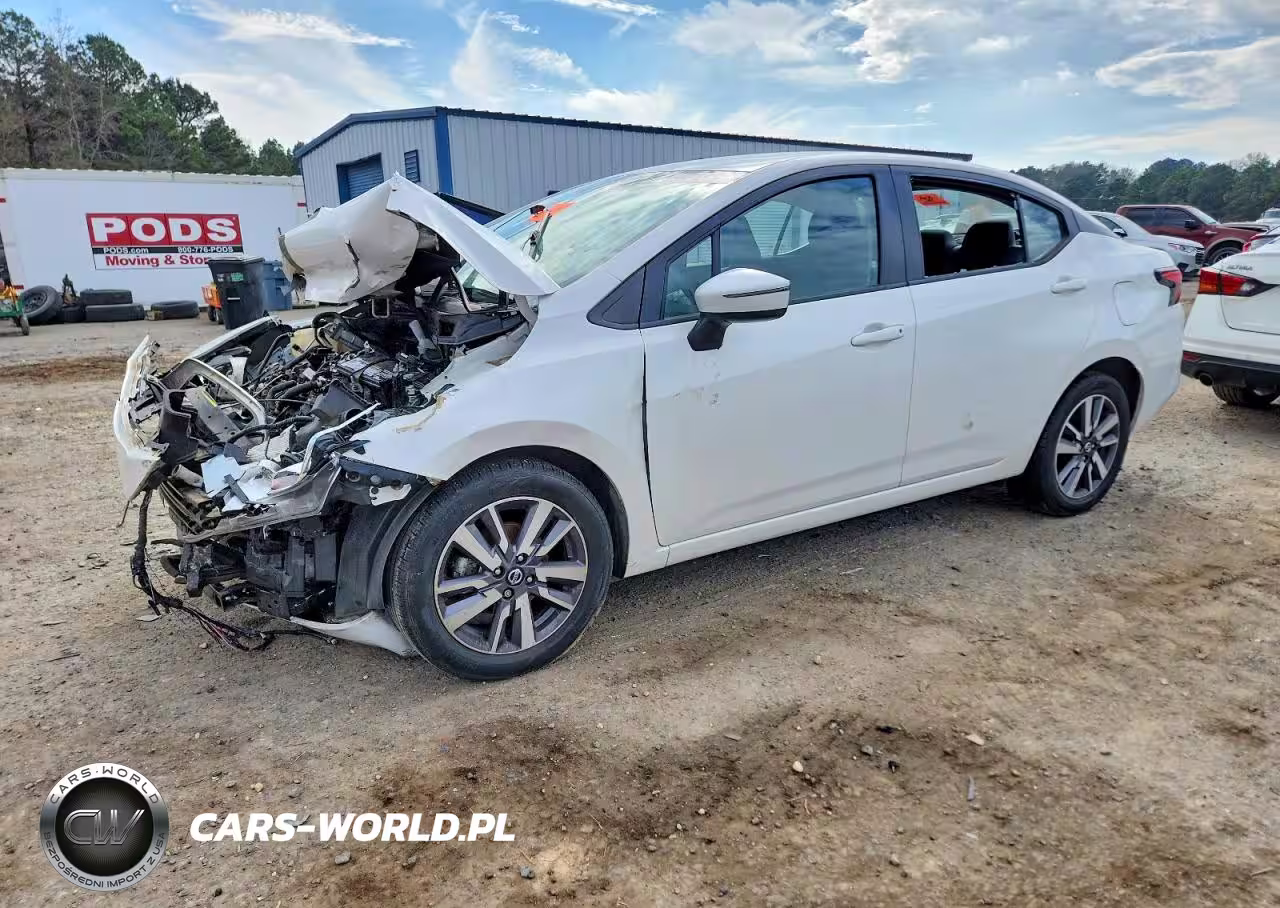 2020 Nissan Versa Sv