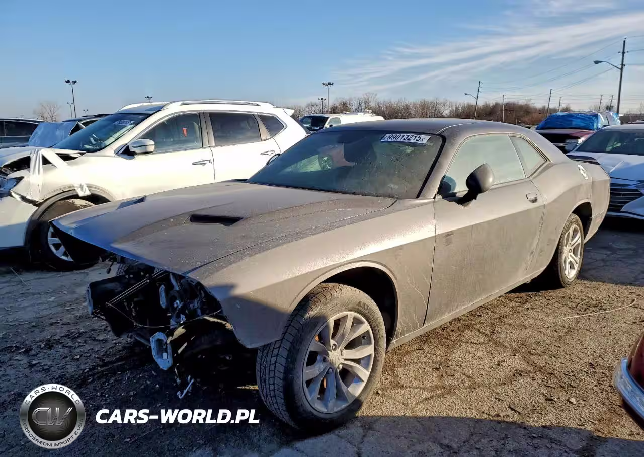2021 Dodge Challenger Sxt