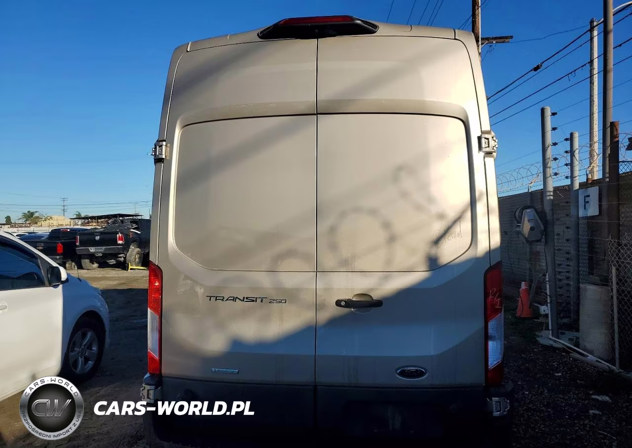 2018 Ford Transit T-250 Utility - Service Van VIN:1FTYR3XG7JKB29033 - 6