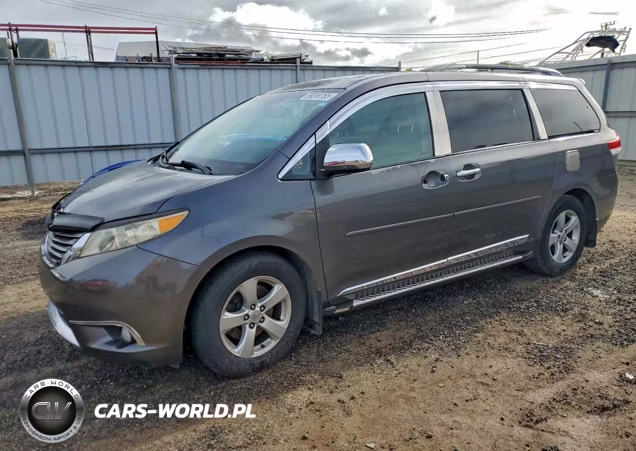2013 Toyota Sienna Xle