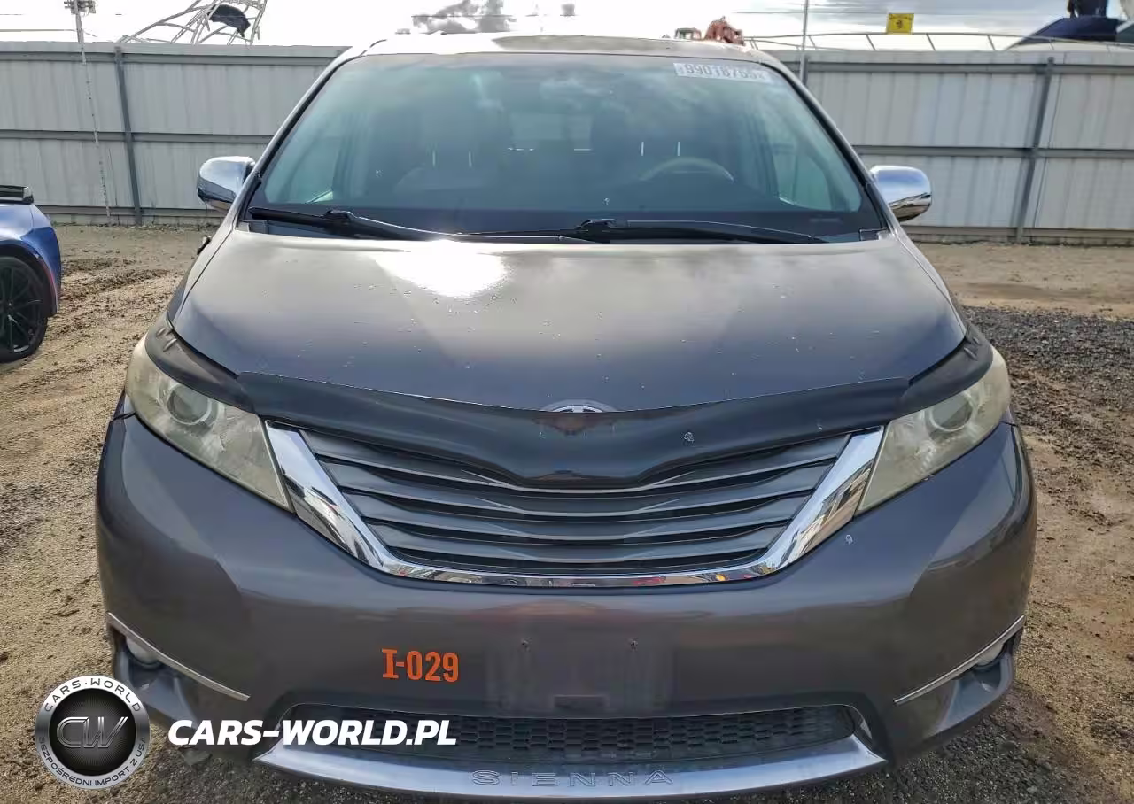 2013 Toyota Sienna Xle VIN:5TDYK3DC7DS296544 - 5