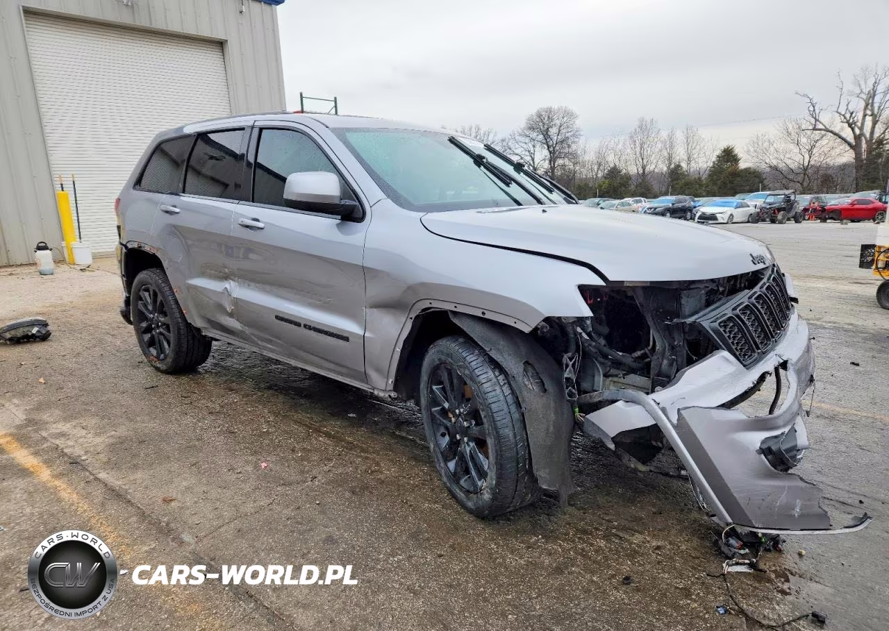 2019 Jeep Grand Cherokee Laredo VIN:1C4RJFAG5KC562867 - 4