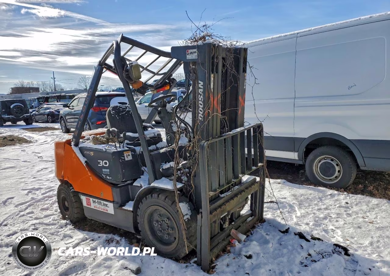 2010 Doosan Forklift
