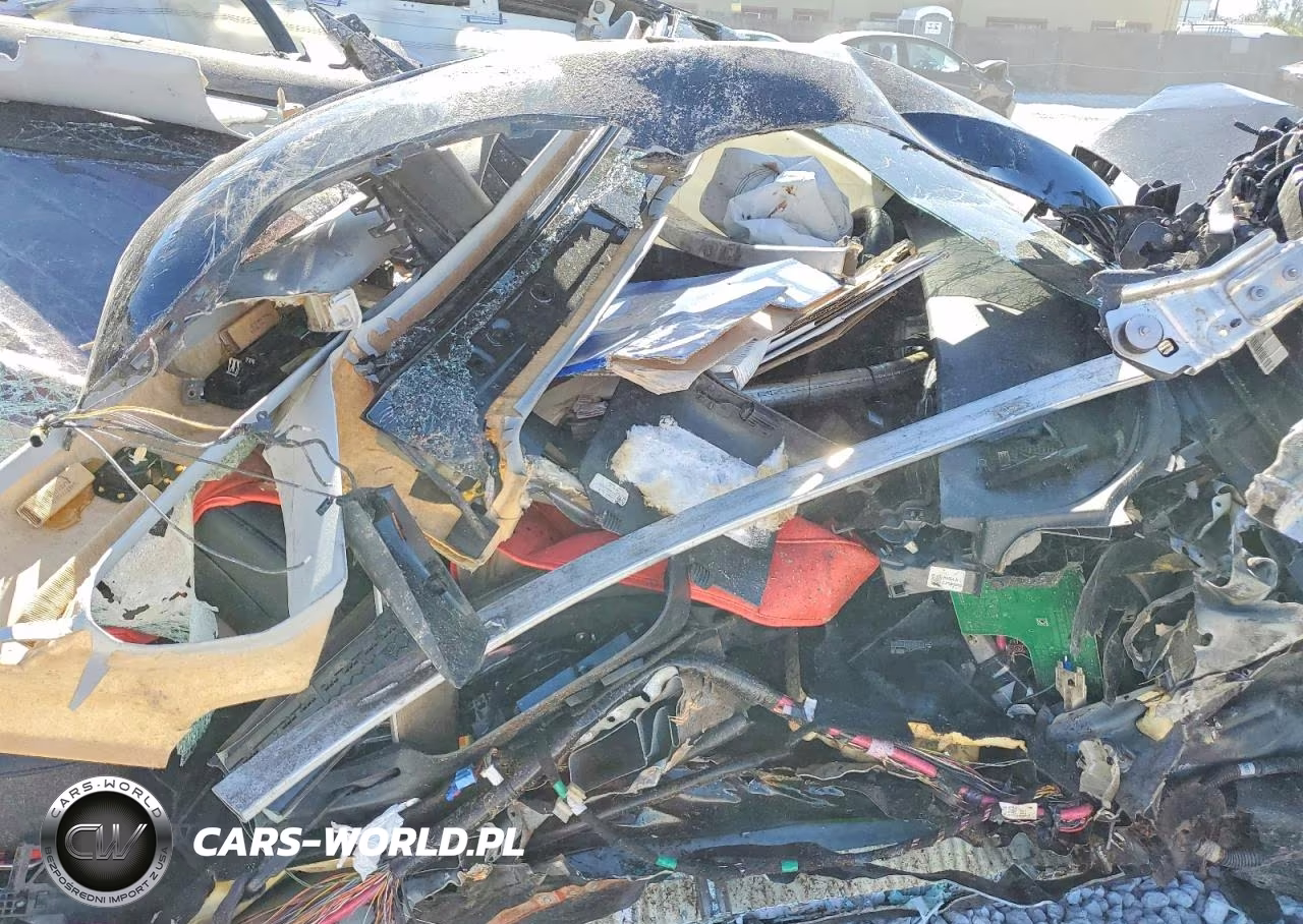 2018 Tesla Model 3 VIN:5YJ3E1EA8JF175847 - 7