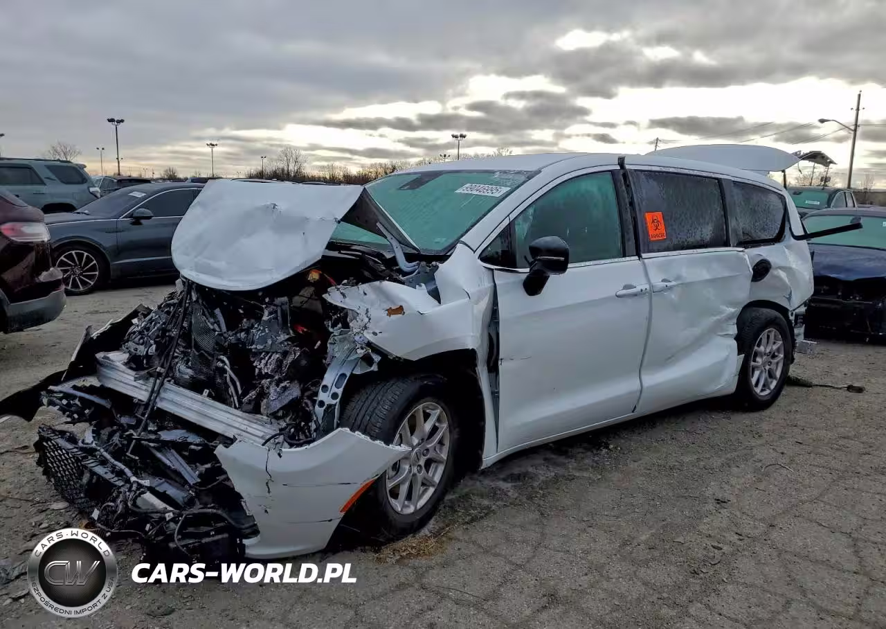 2025 Chrysler Pacifica Select