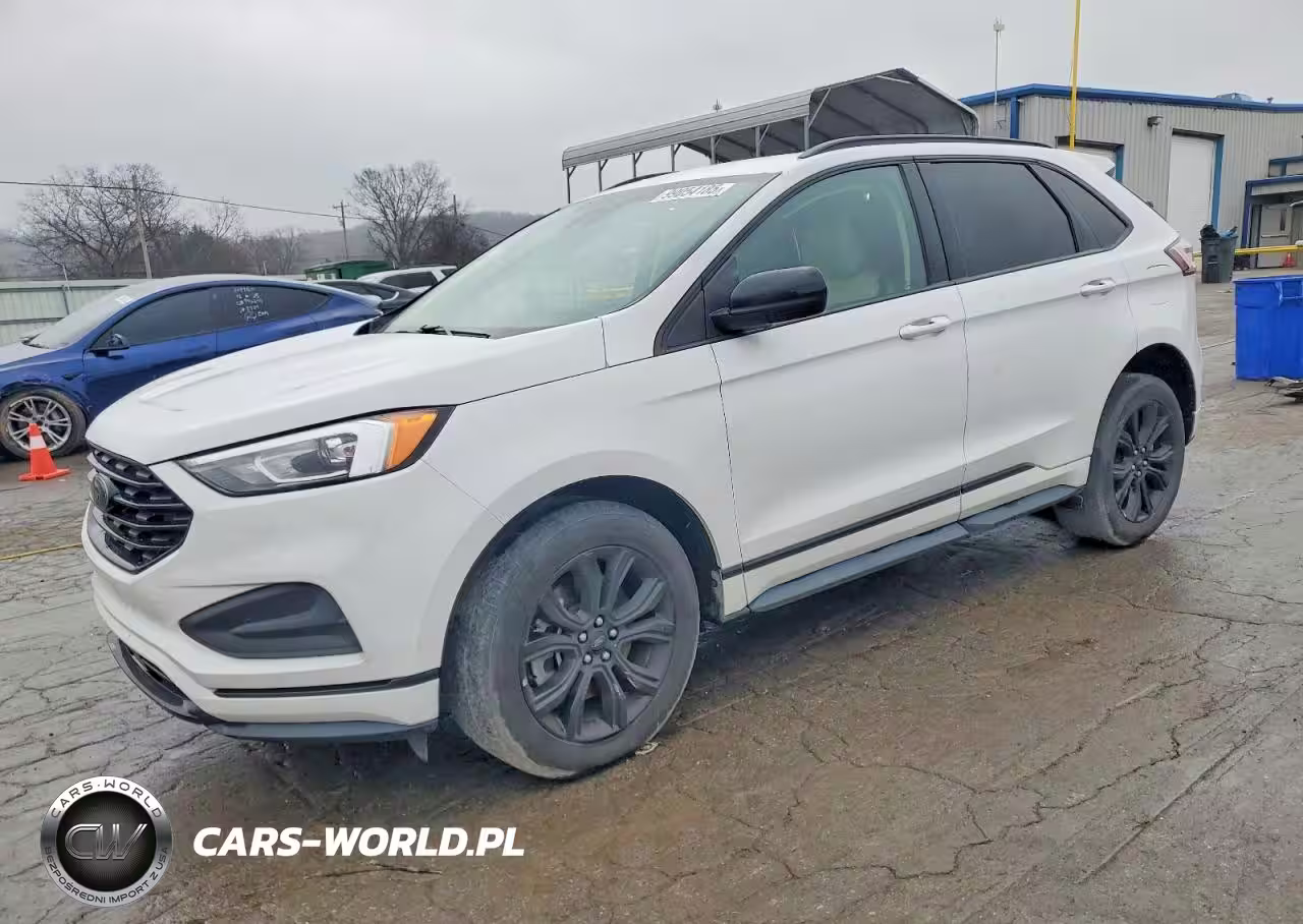 2022 Ford Edge Se