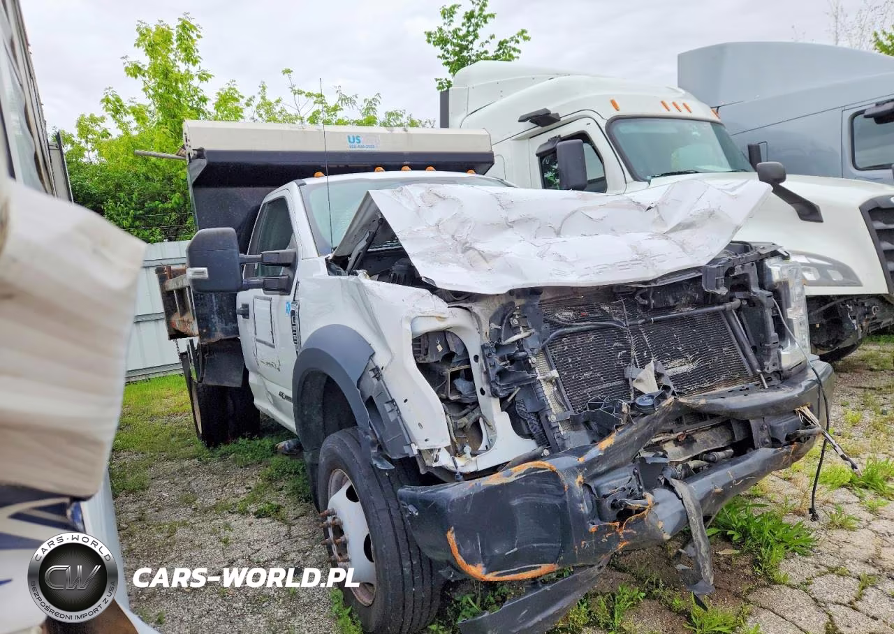 2019 Ford F550 Super Duty Dump Truck