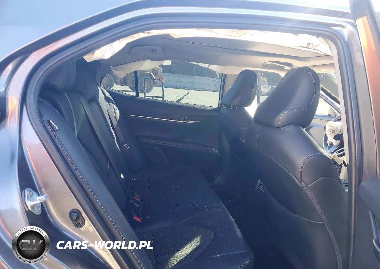 2021 Toyota Camry Xse VIN:4T1K61AKXMU433445 - 10
