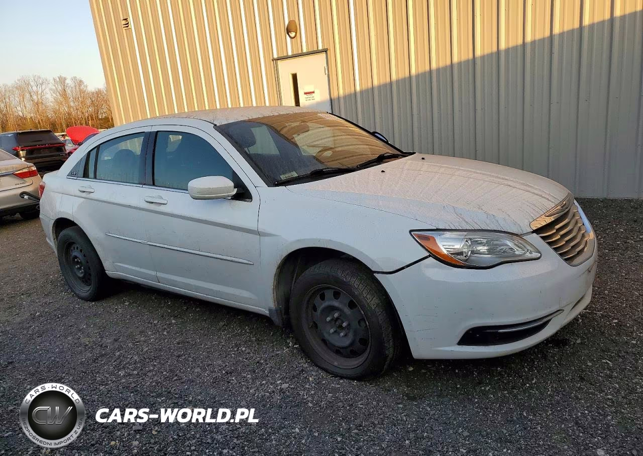 2012 Chrysler 200 VIN:1C3CCBAB5CN273219 - 4
