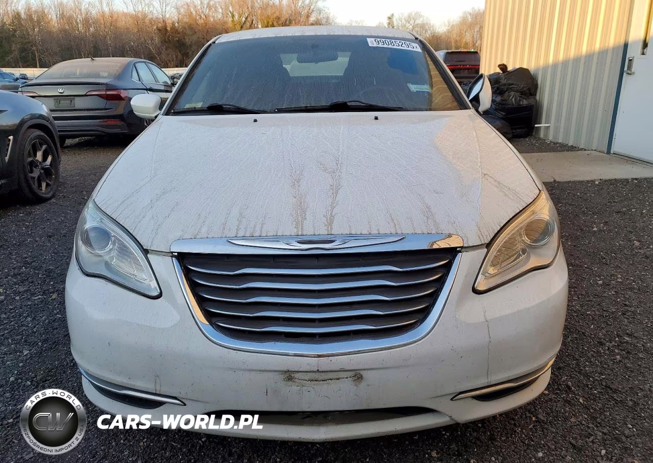 2012 Chrysler 200 VIN:1C3CCBAB5CN273219 - 5