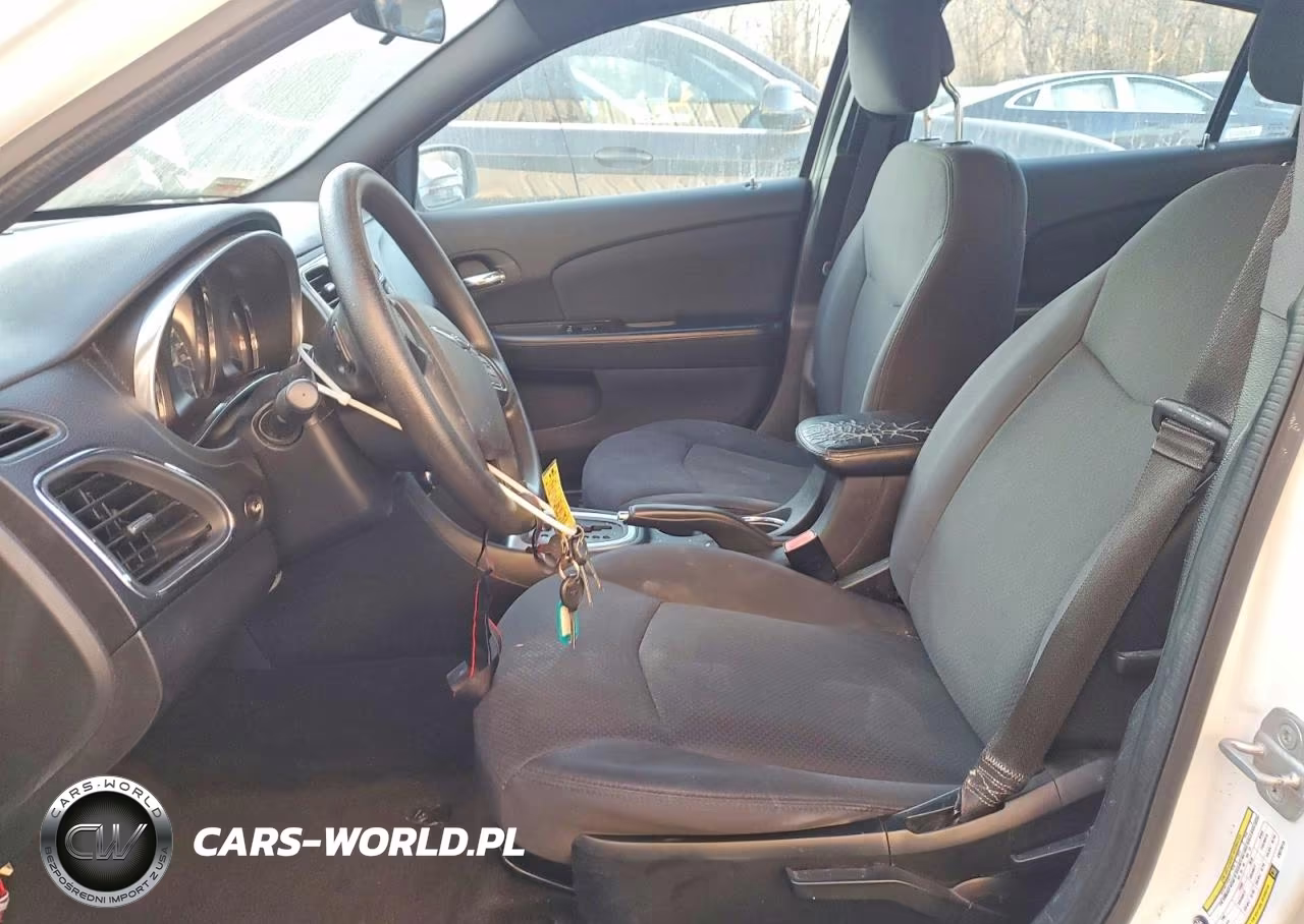 2012 Chrysler 200 VIN:1C3CCBAB5CN273219 - 7
