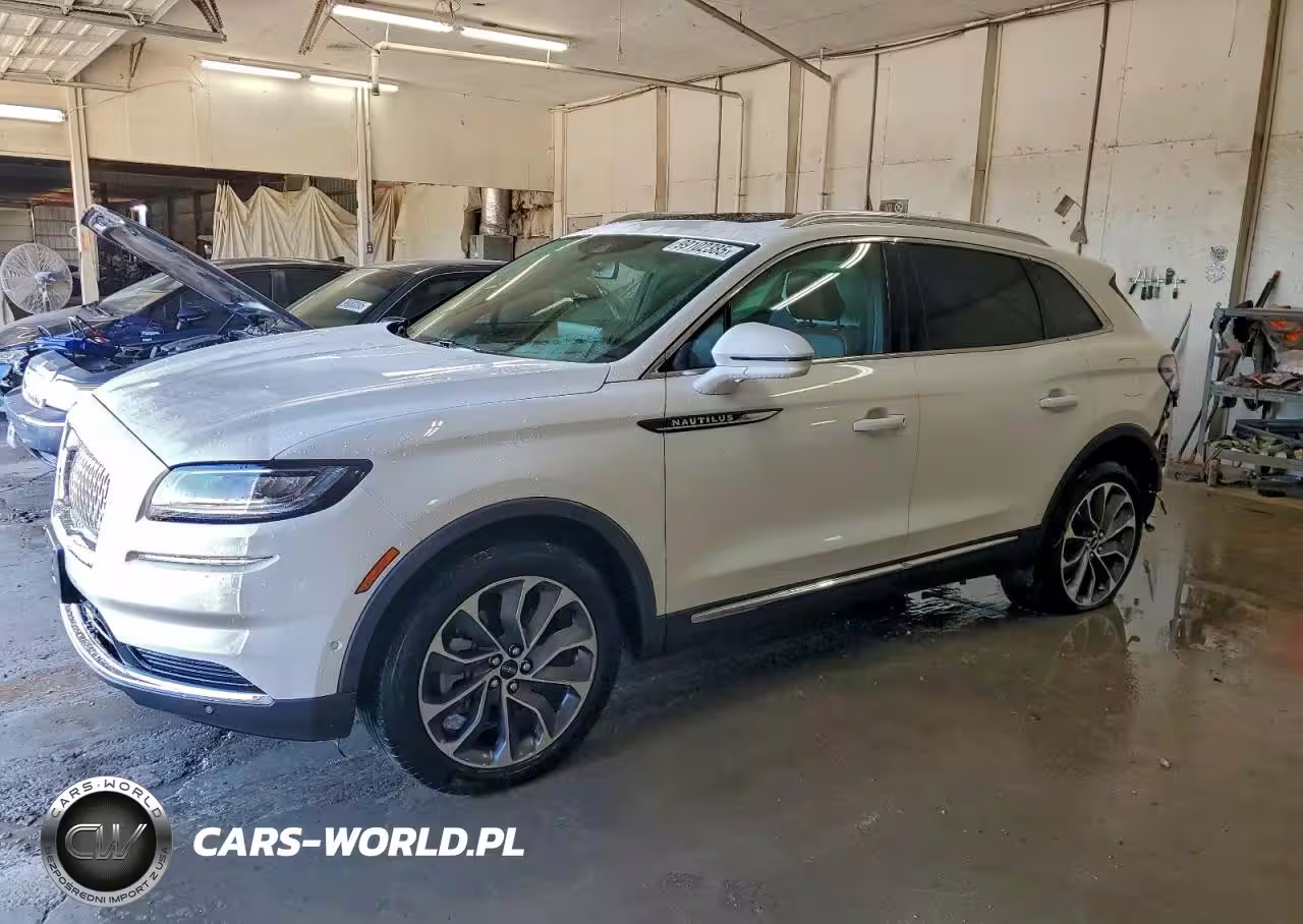 2023 Lincoln Nautilus Reserve