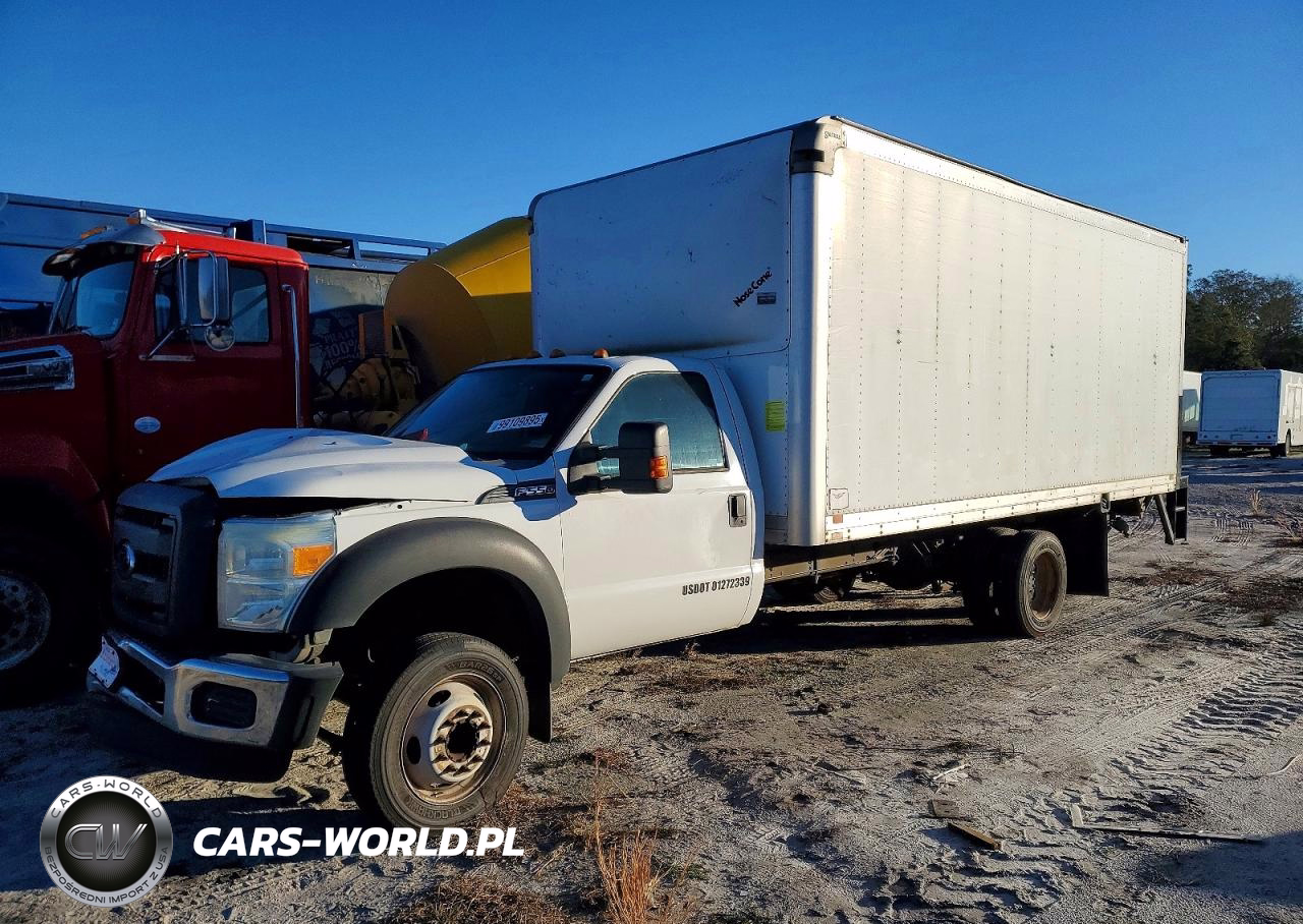 2016 Ford F550 Super Duty Box Truck