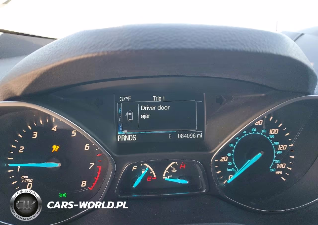2015 Ford Escape Titanium VIN:1FMCU9J95FUB81337 - 9