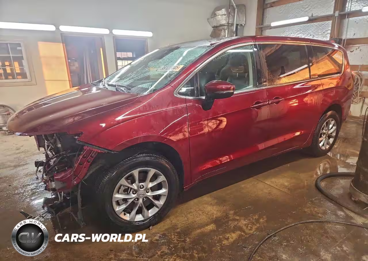 2023 Chrysler Pacifica Touring L