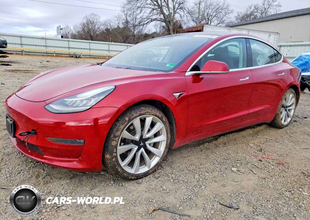2018 Tesla Model 3 – zdjęcie 1 z 12