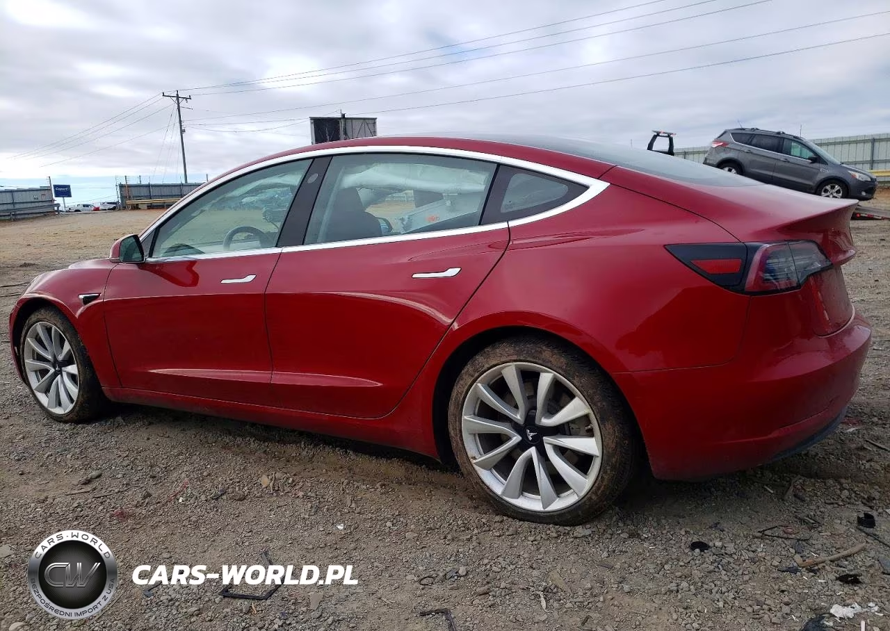 2018 Tesla Model 3 VIN:5YJ3E1EB1JF065408 - 2