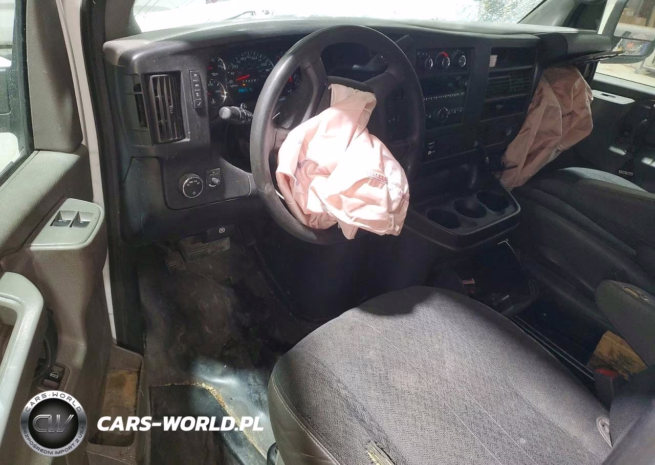 2018 Chevrolet Express 2500 Utility - Service Van VIN:1GCWGAFG3J1912651 - 8
