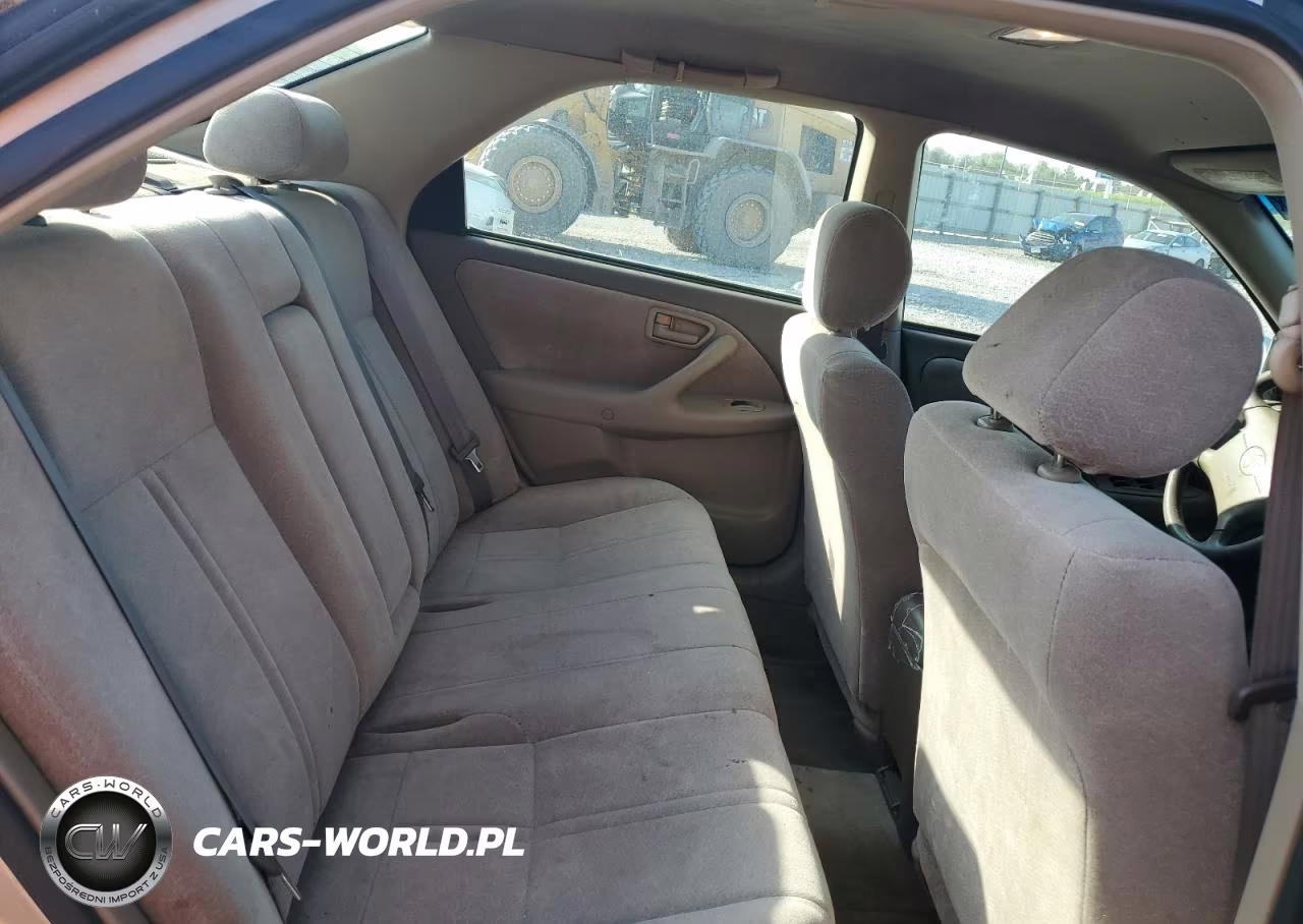 1999 Toyota Camry Le VIN:JT2BG22K4X0303476 - 10