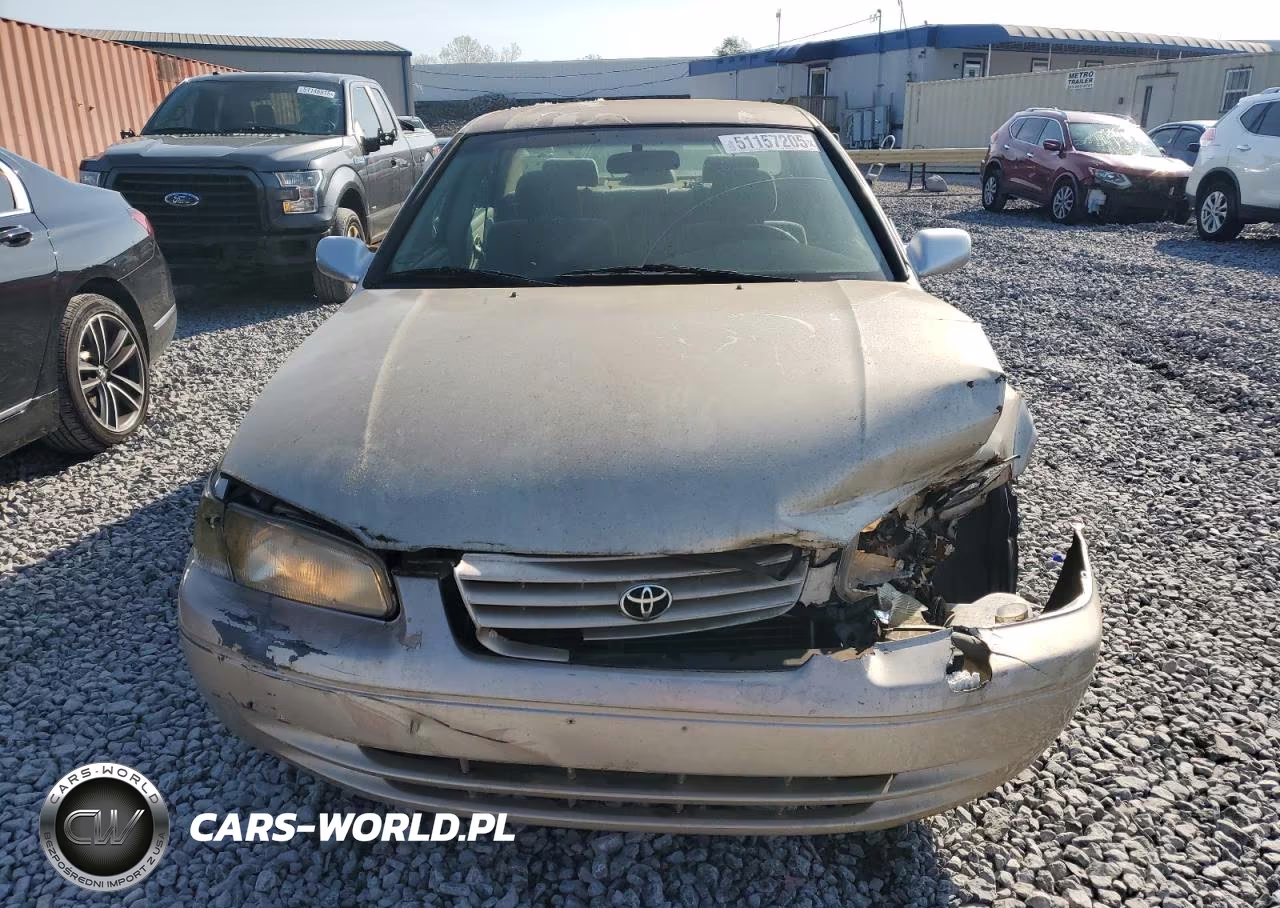 1999 Toyota Camry Le VIN:JT2BG22K4X0303476 - 5