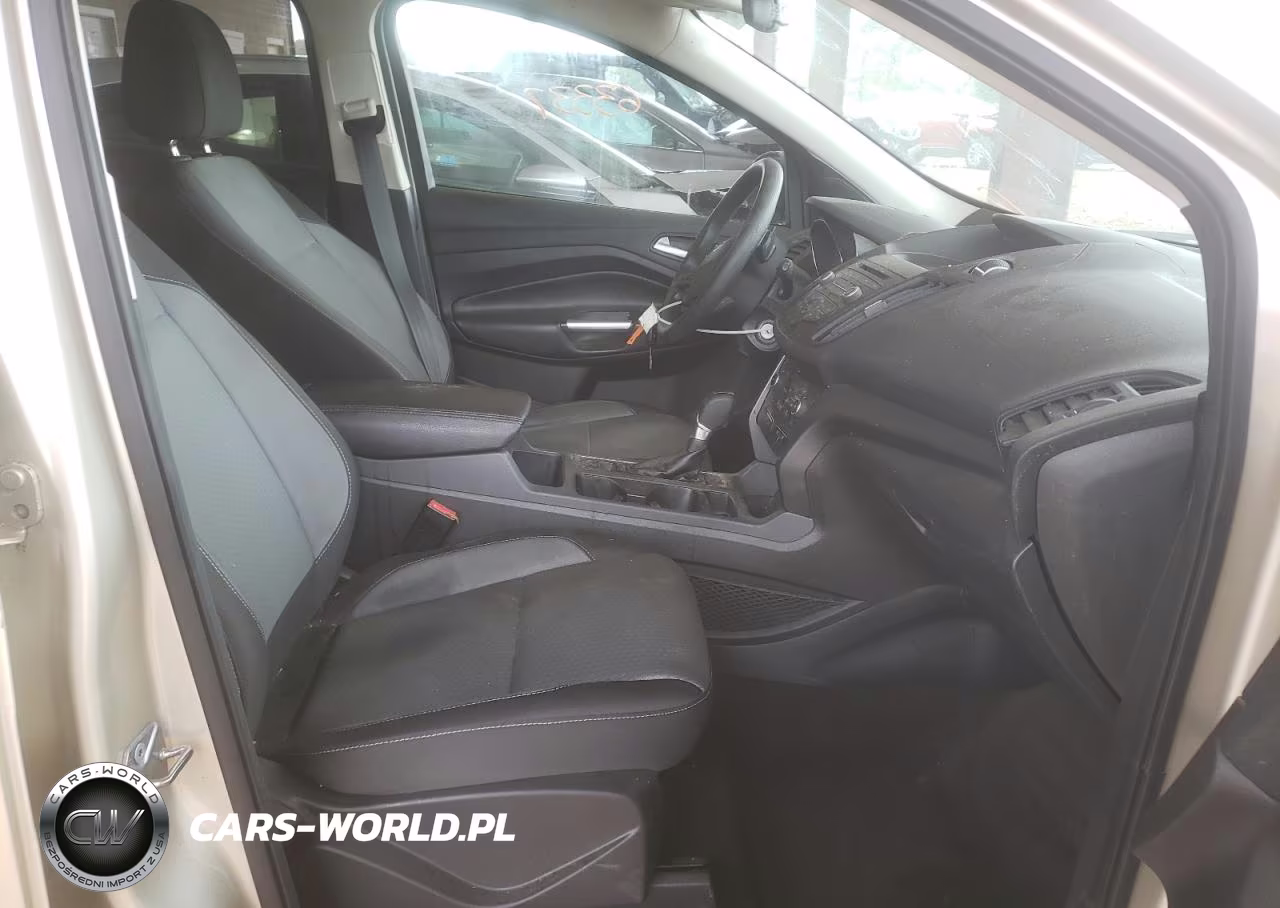 2017 Ford Escape Se VIN:1FMCU0GD9HUE91405 - 5