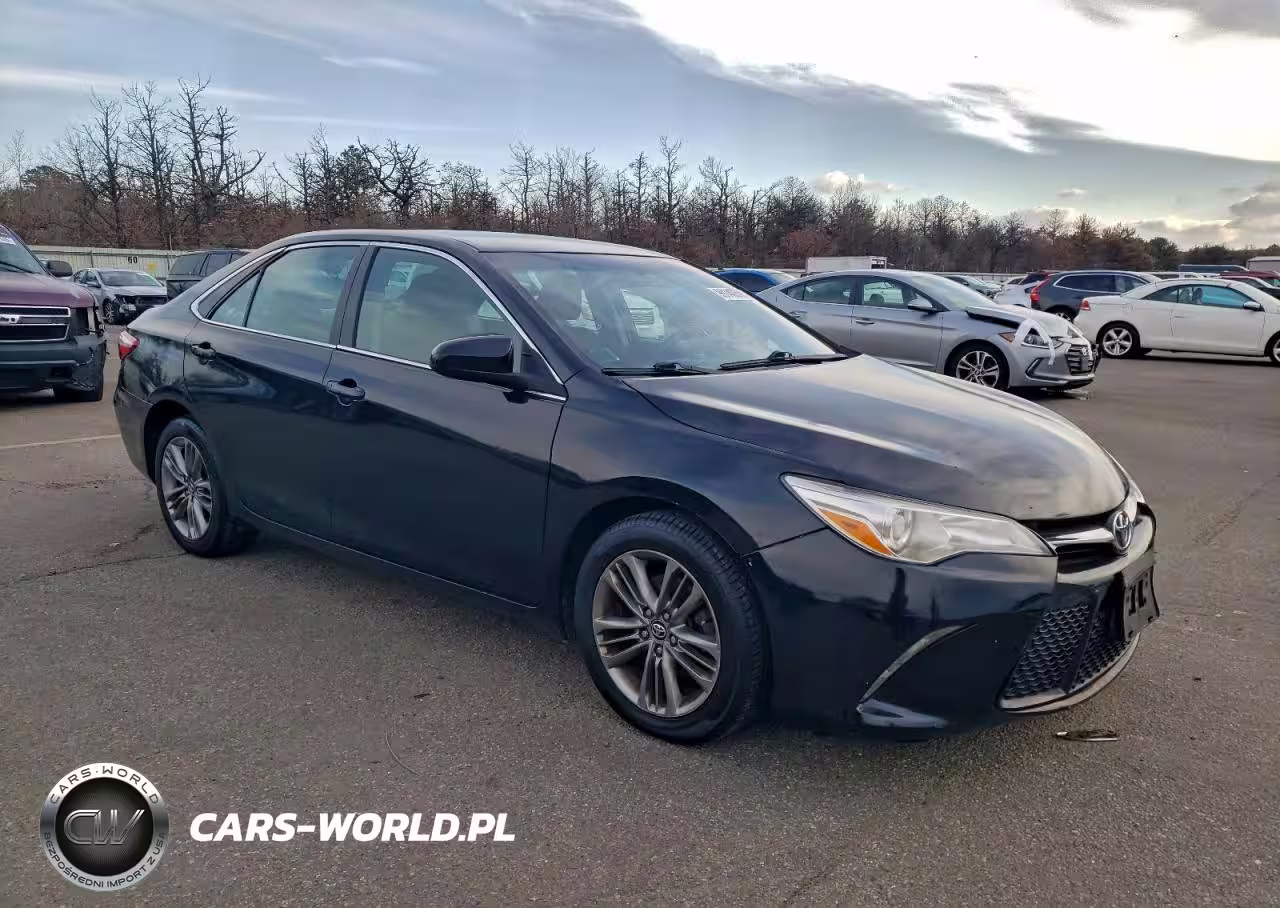 2017 Toyota Camry Le VIN:4T1BF1FK9HU334145 - 4