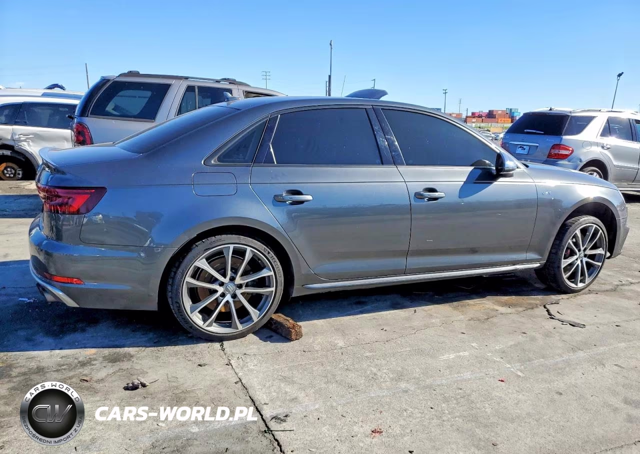 2018 Audi S4 Premium Plus VIN:WAUB4AF44JA214415 - 3