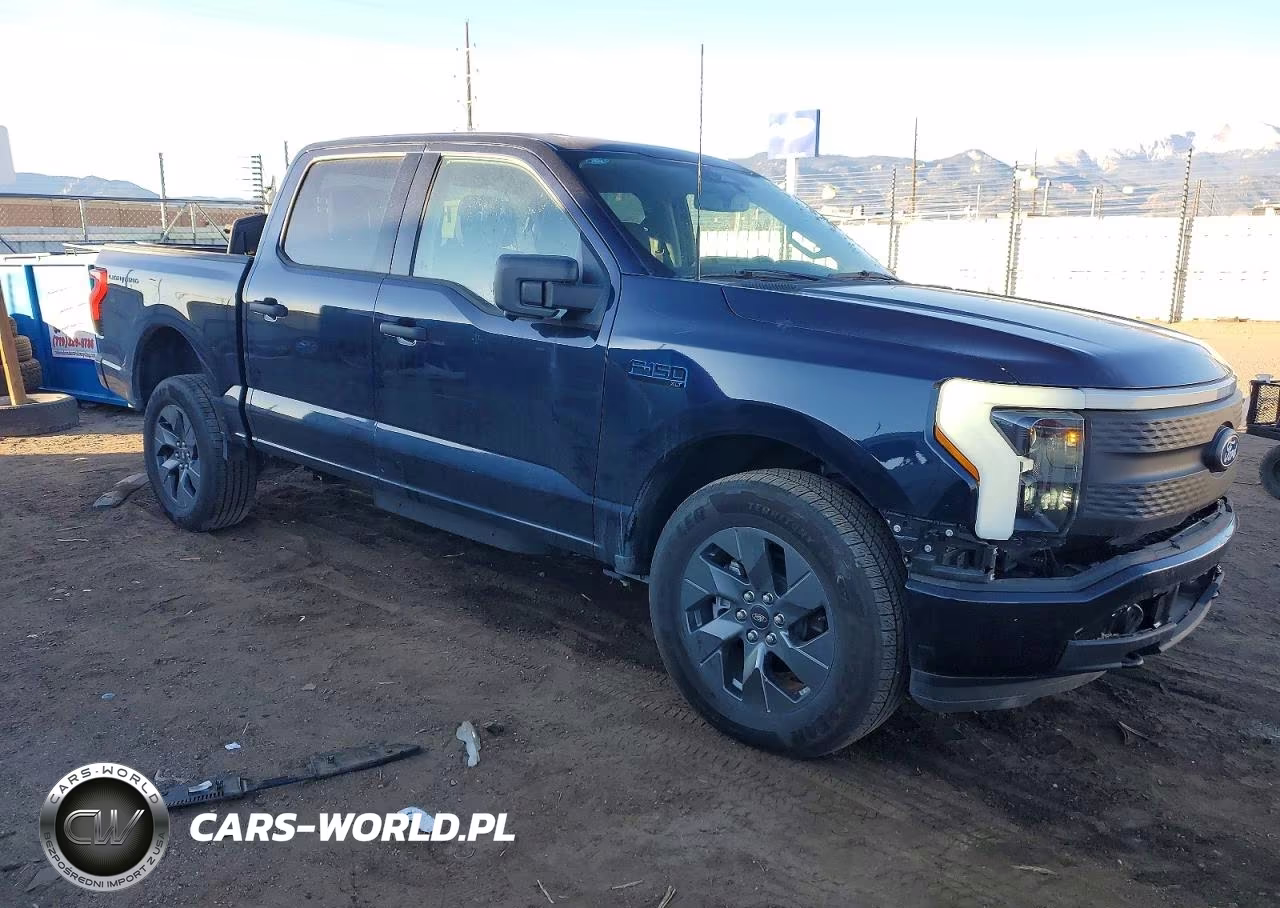 2024 Ford F150 Lightning Xlt VIN:1FTVW3LK1RWG22832 - 4