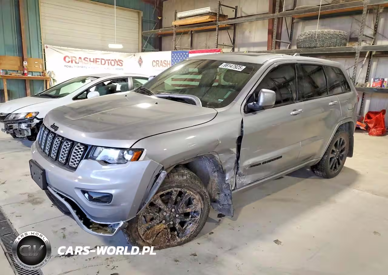 2019 Jeep Grand Cherokee Laredo