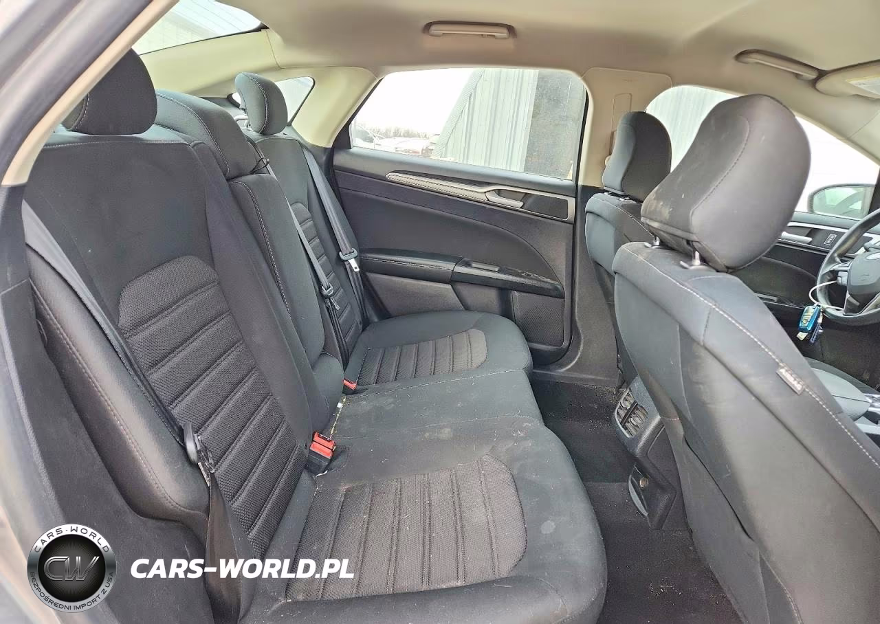 2020 Ford Fusion Se VIN:3FA6P0H77LR118547 - 10