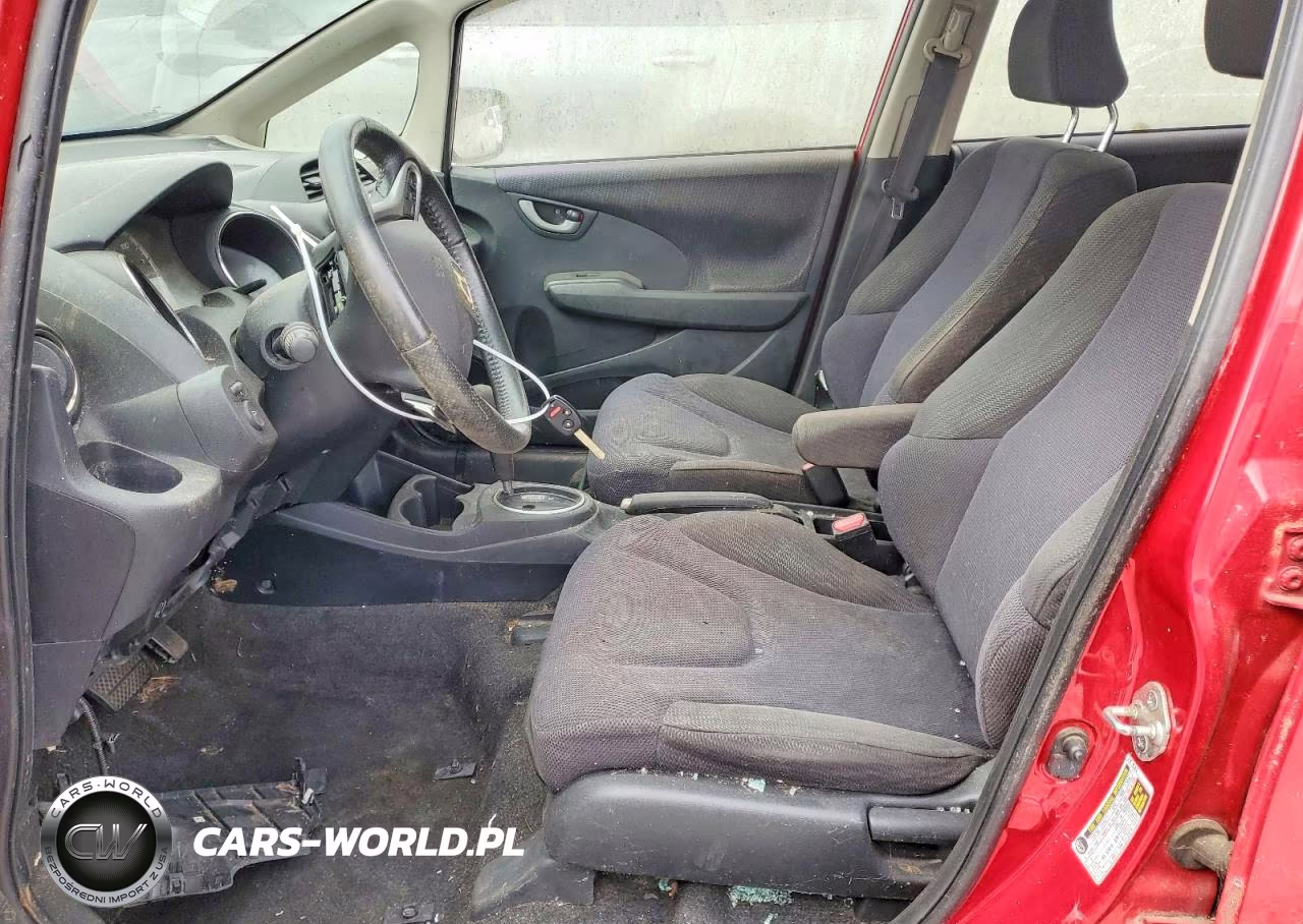 2013 Honda Fit Sport VIN:JHMGE8H54DC026988 - 7