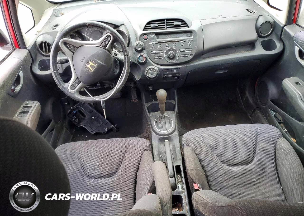 2013 Honda Fit Sport VIN:JHMGE8H54DC026988 - 8