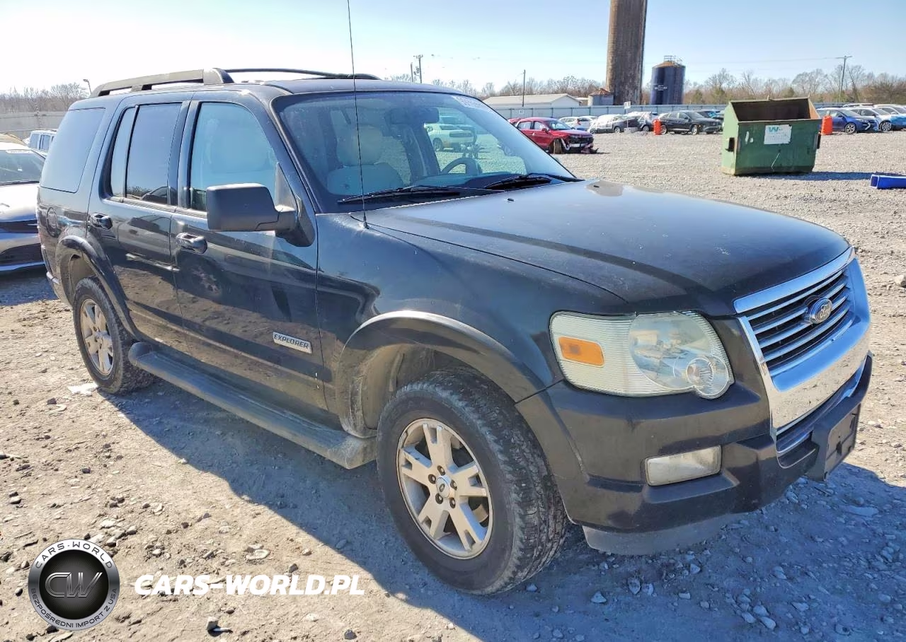 2008 Ford Explorer Xlt VIN:1FMEU63E88UB36767 - 4