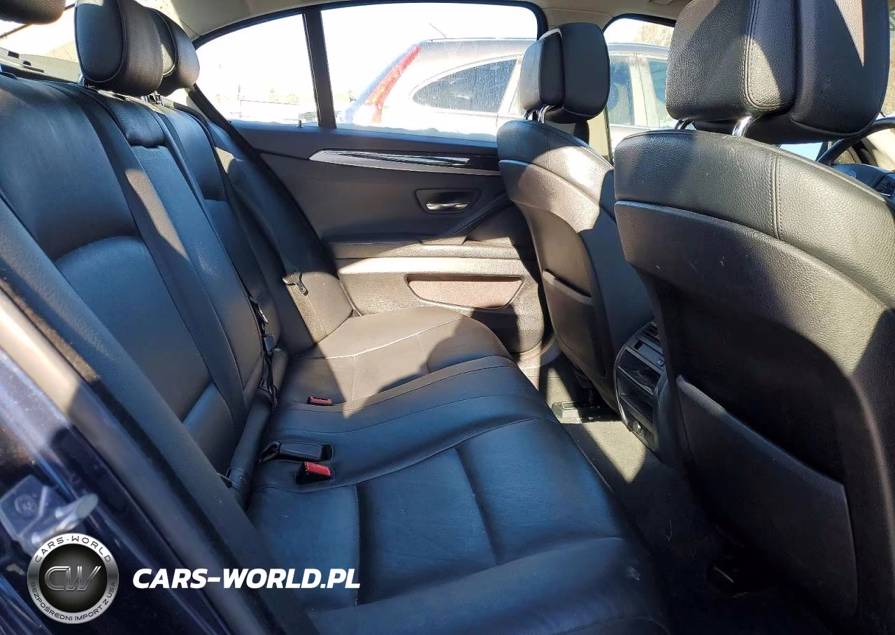 2012 BMW 528 Xi VIN:WBAXH5C50CDW04735 - 10
