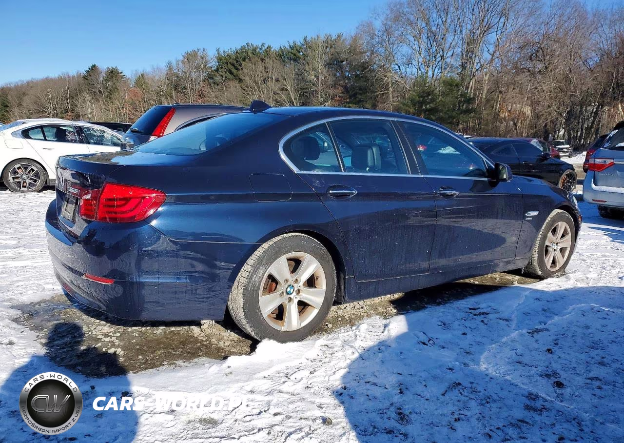 2012 BMW 528 Xi VIN:WBAXH5C50CDW04735 - 3