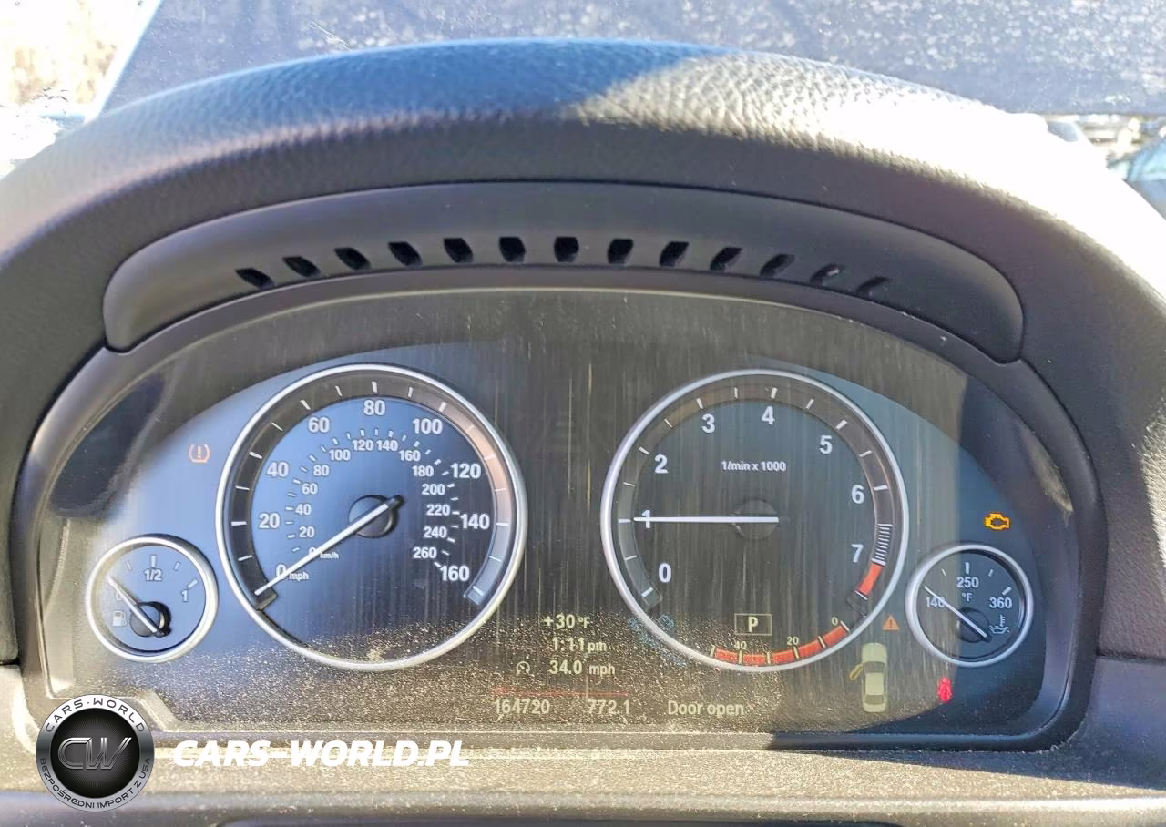 2012 BMW 528 Xi VIN:WBAXH5C50CDW04735 - 9