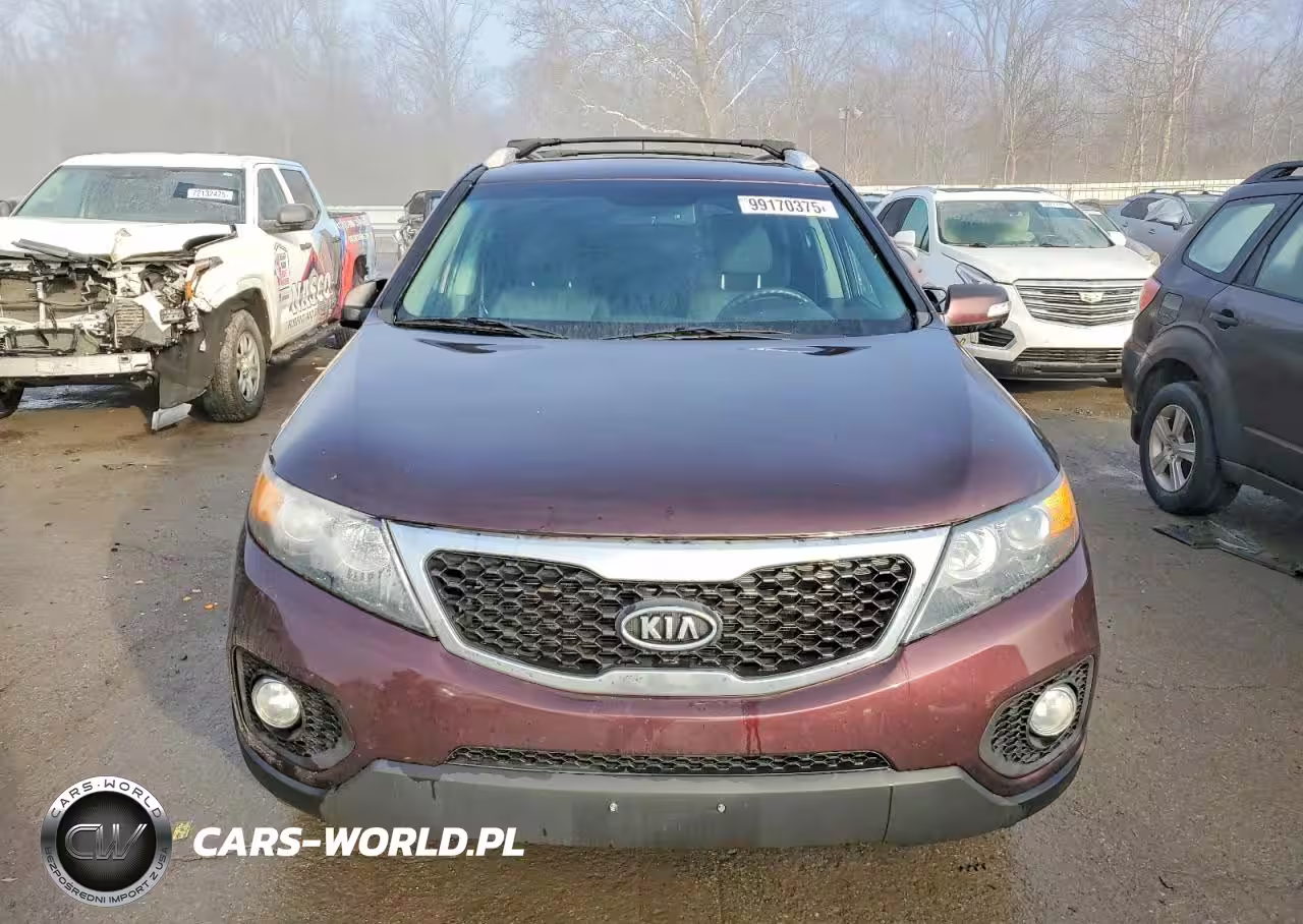 2012 Kia Sorento Base VIN:5XYKTDA61CG299104 - 5